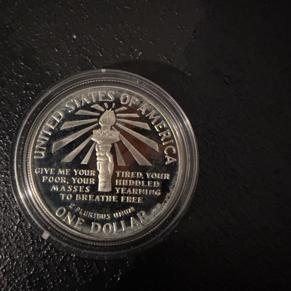 Liberty Silver Dollar set - Picture 5 of 8